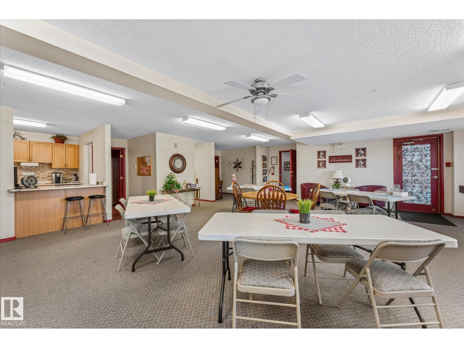 #203 160 KINGSWOOD BV, St. Albert