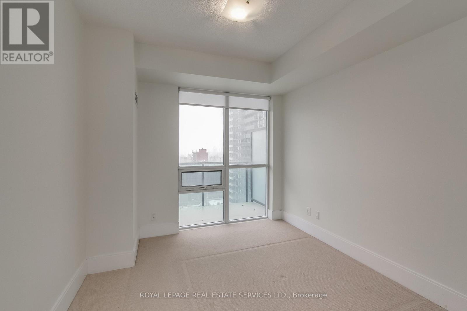 #1408 25 BROADWAY AVENUE - 15