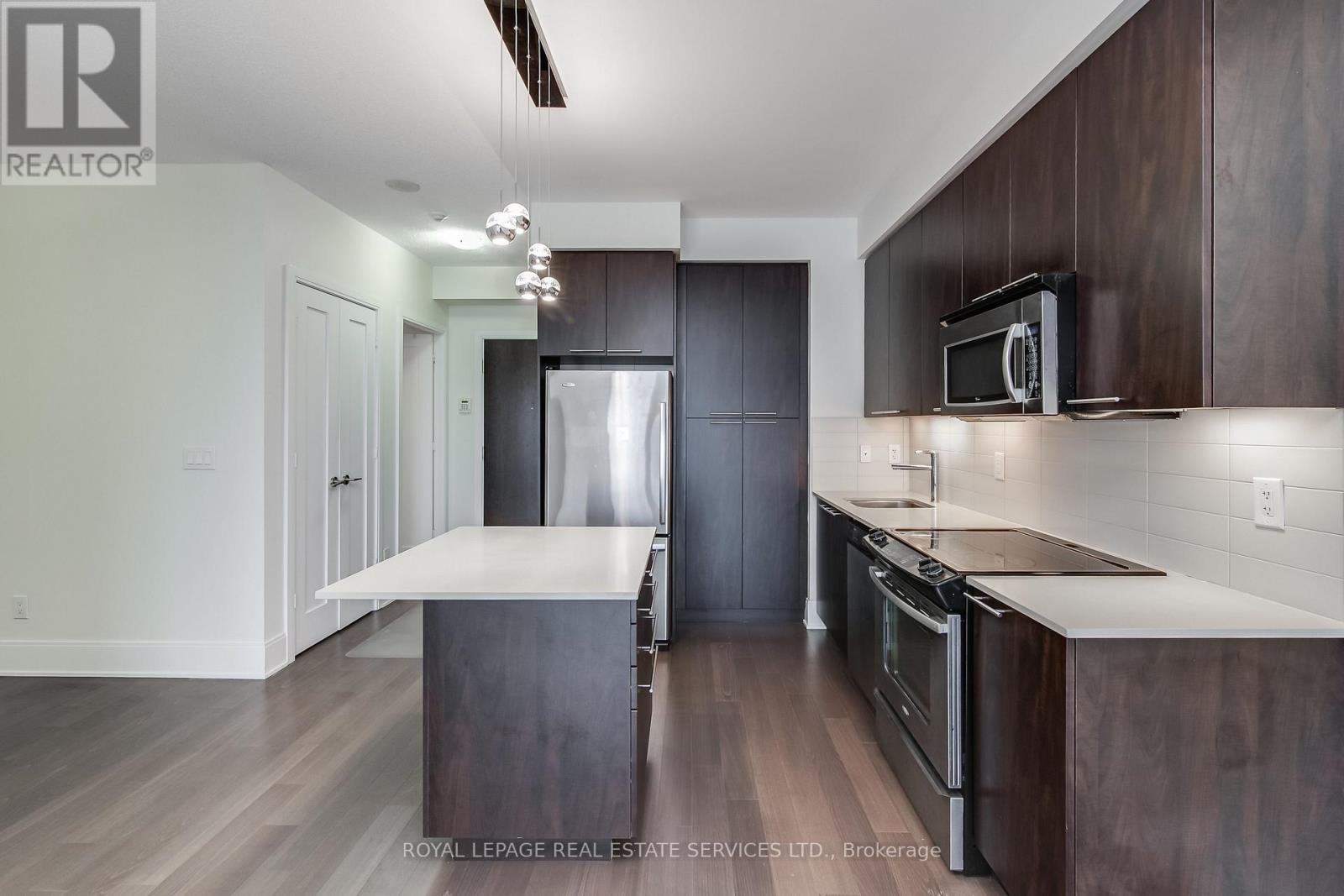 #1408 25 BROADWAY AVENUE - 4