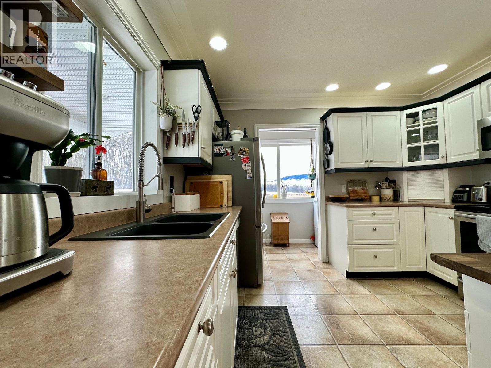 18549 16 Highway, Telkwa