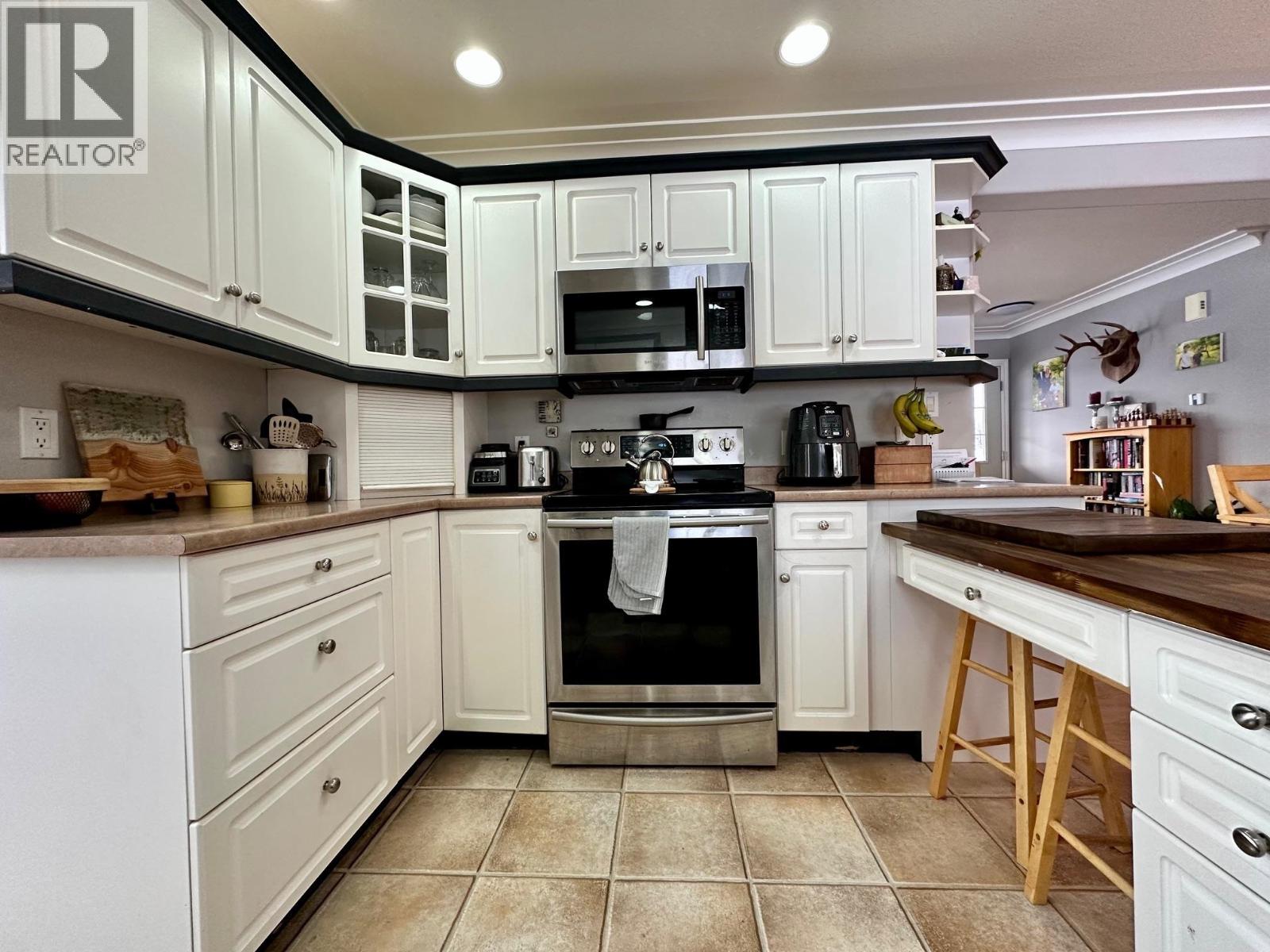 18549 16 Highway, Telkwa