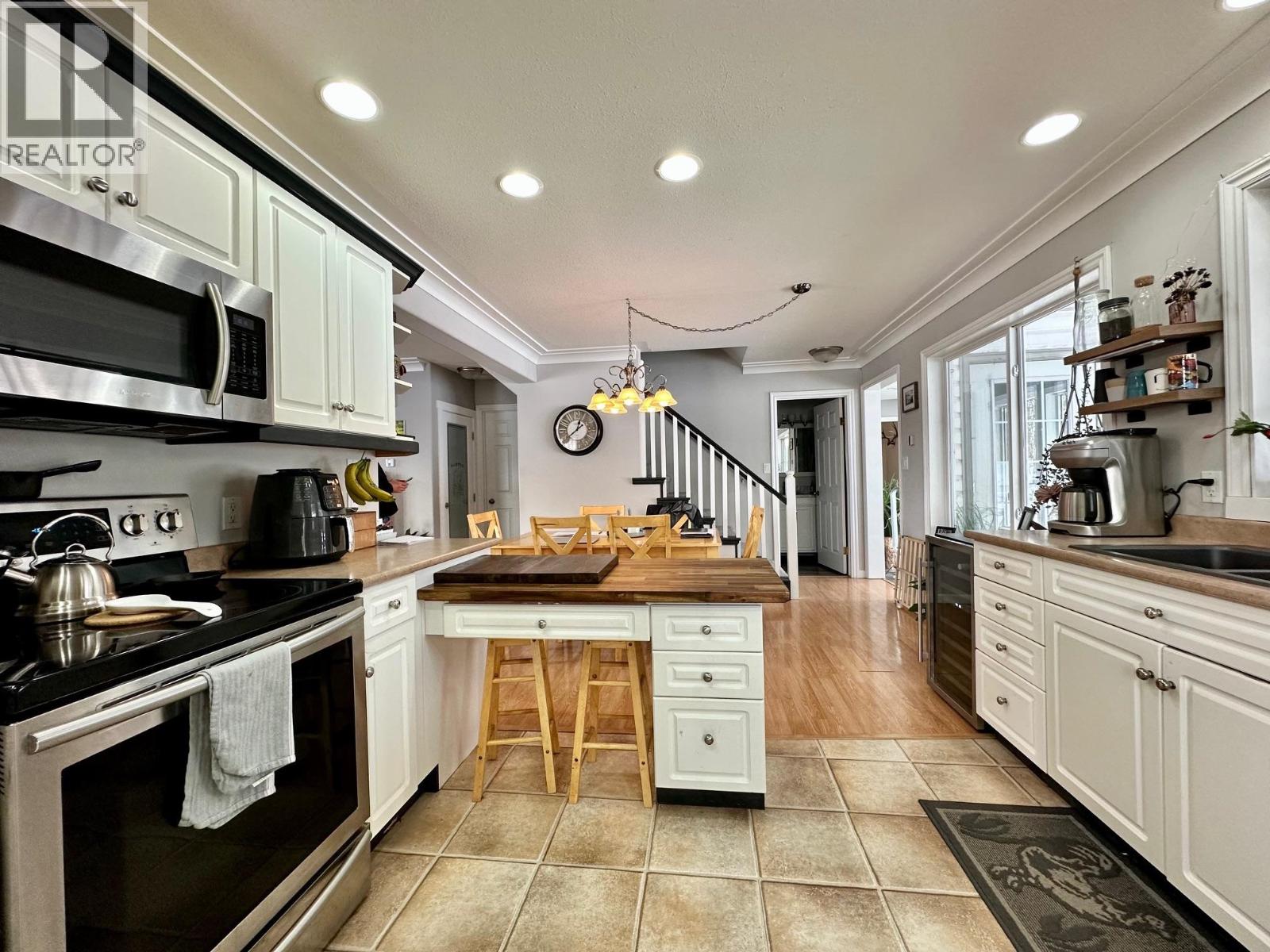 18549 16 Highway, Telkwa