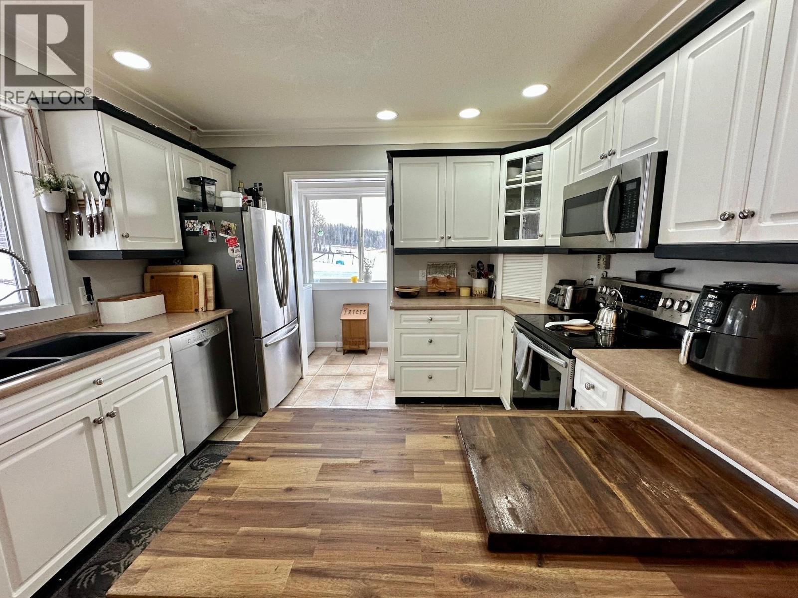 18549 16 Highway, Telkwa