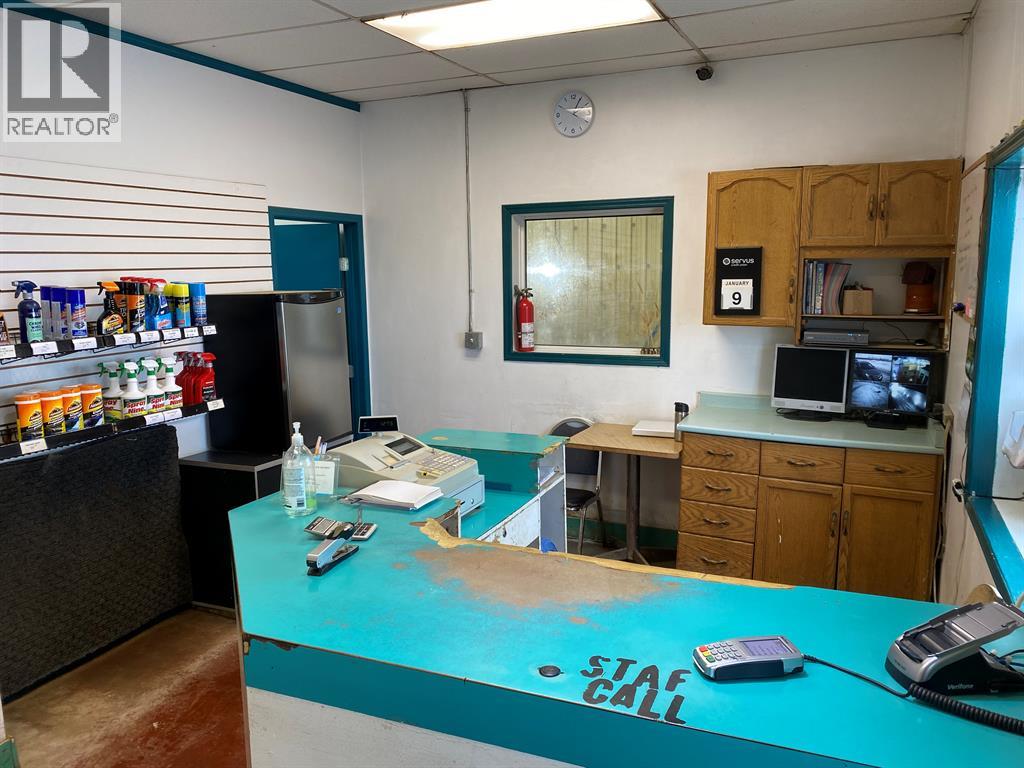 4818 HWY 49 - Photo 4 of 14, Spirit River, Alberta