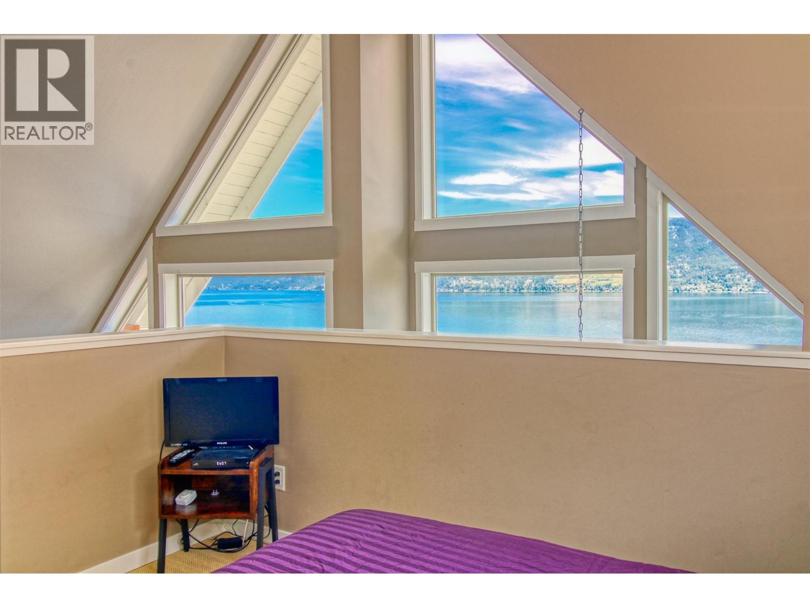 6920 Barcelona Drive Unit# 52, Kelowna