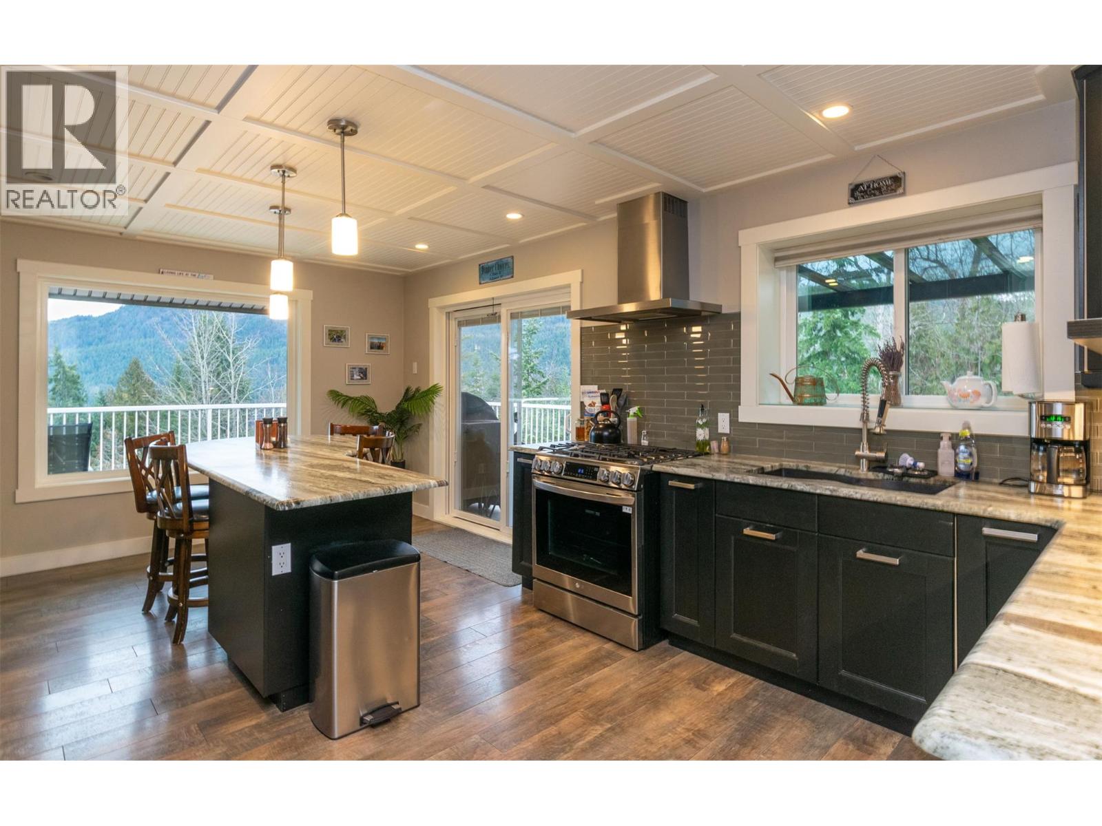 2617 Mountview Drive, Blind Bay