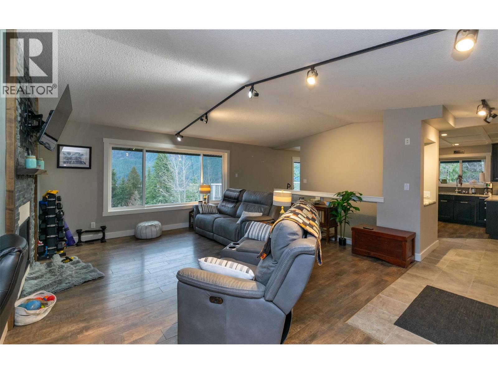 2617 Mountview Drive, Blind Bay