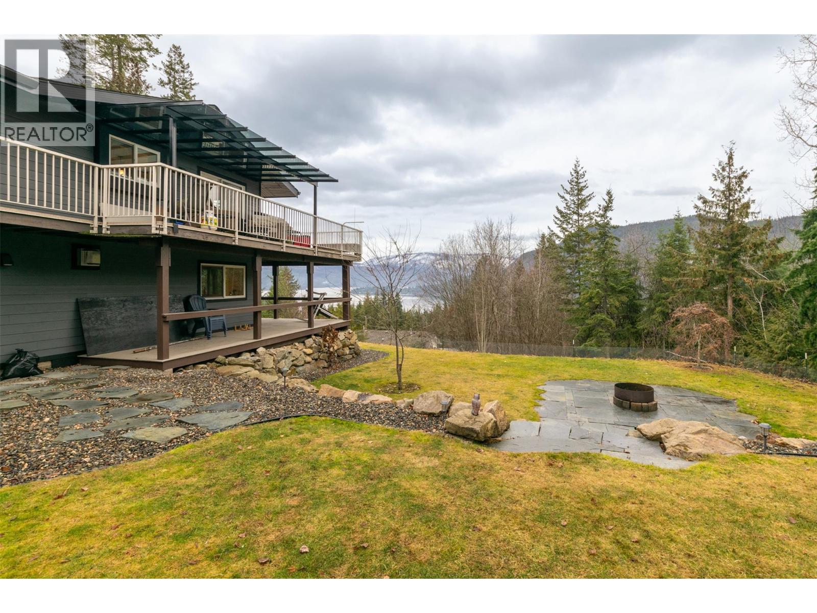 2617 Mountview Drive, Blind Bay