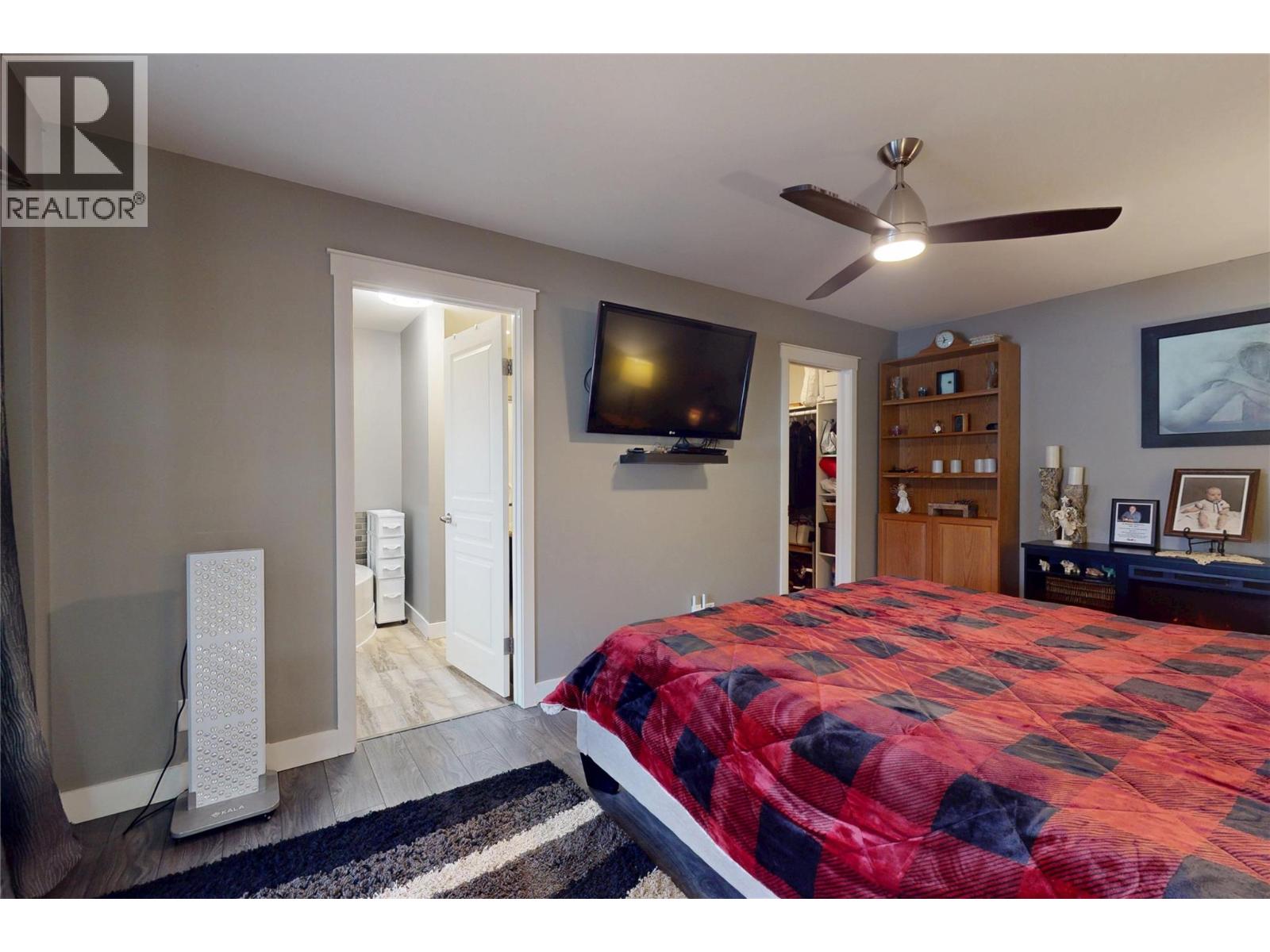 #69 8945 HWY 97N - 26