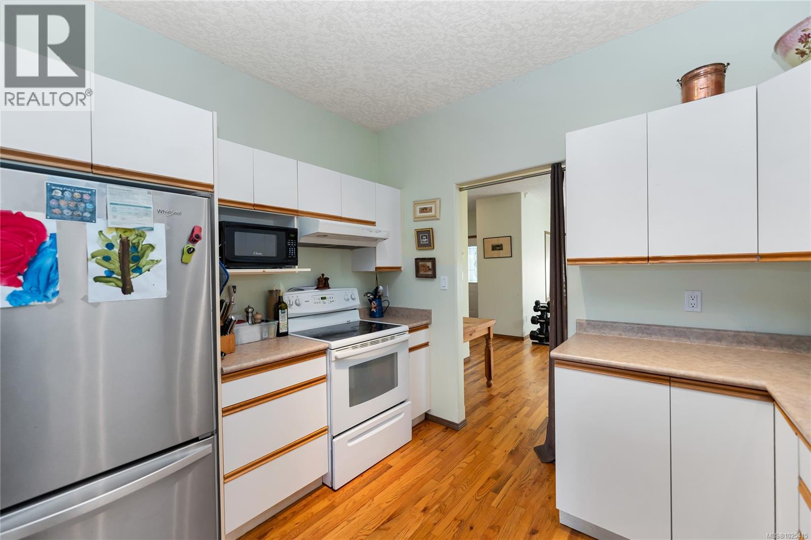 9679 Seventh St, Sidney