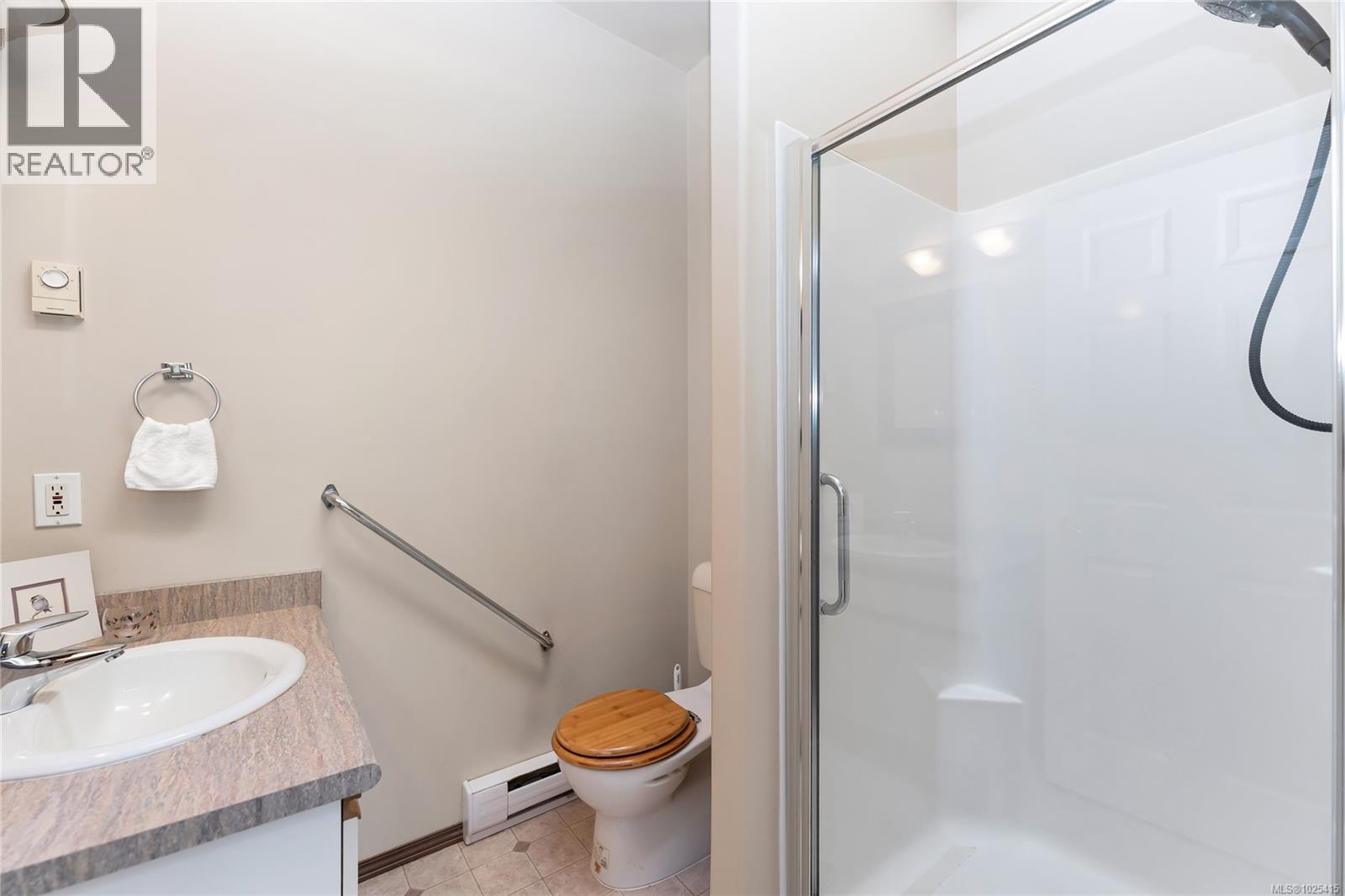 9679 Seventh St, Sidney