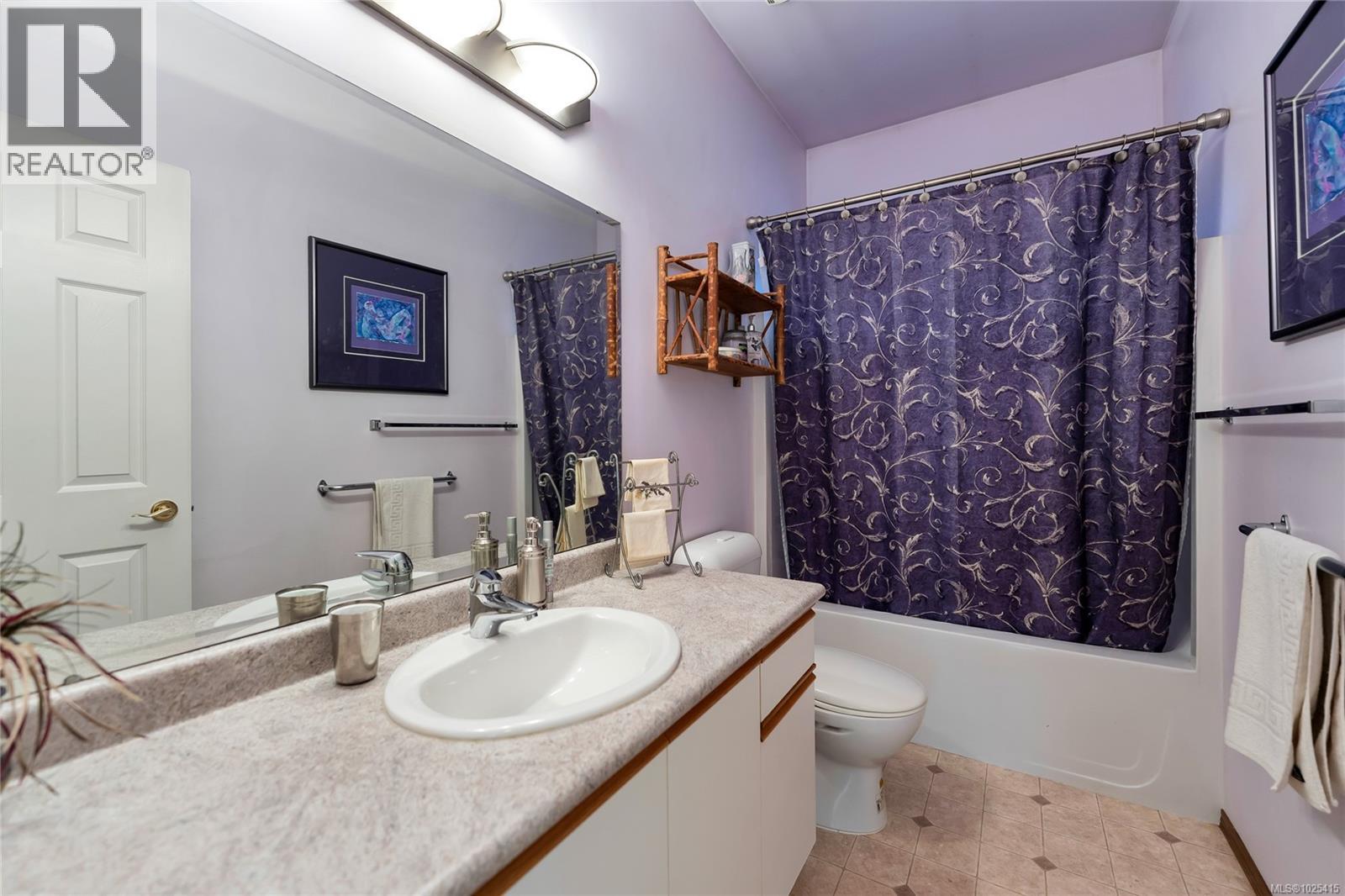 9679 Seventh St, Sidney