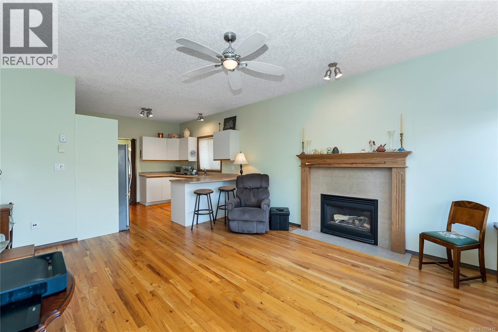 9679 Seventh St, Sidney