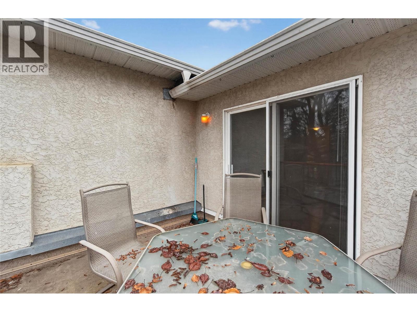 305 420 4 Avenue Southeast, Salmon Arm