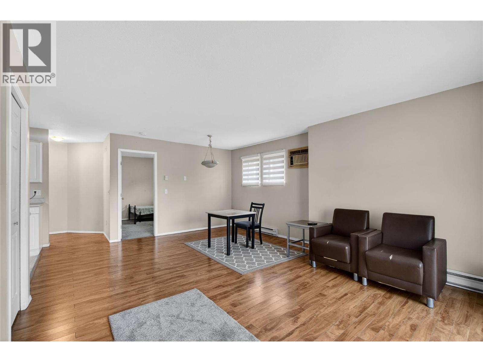 305 420 4 Avenue Southeast, Salmon Arm