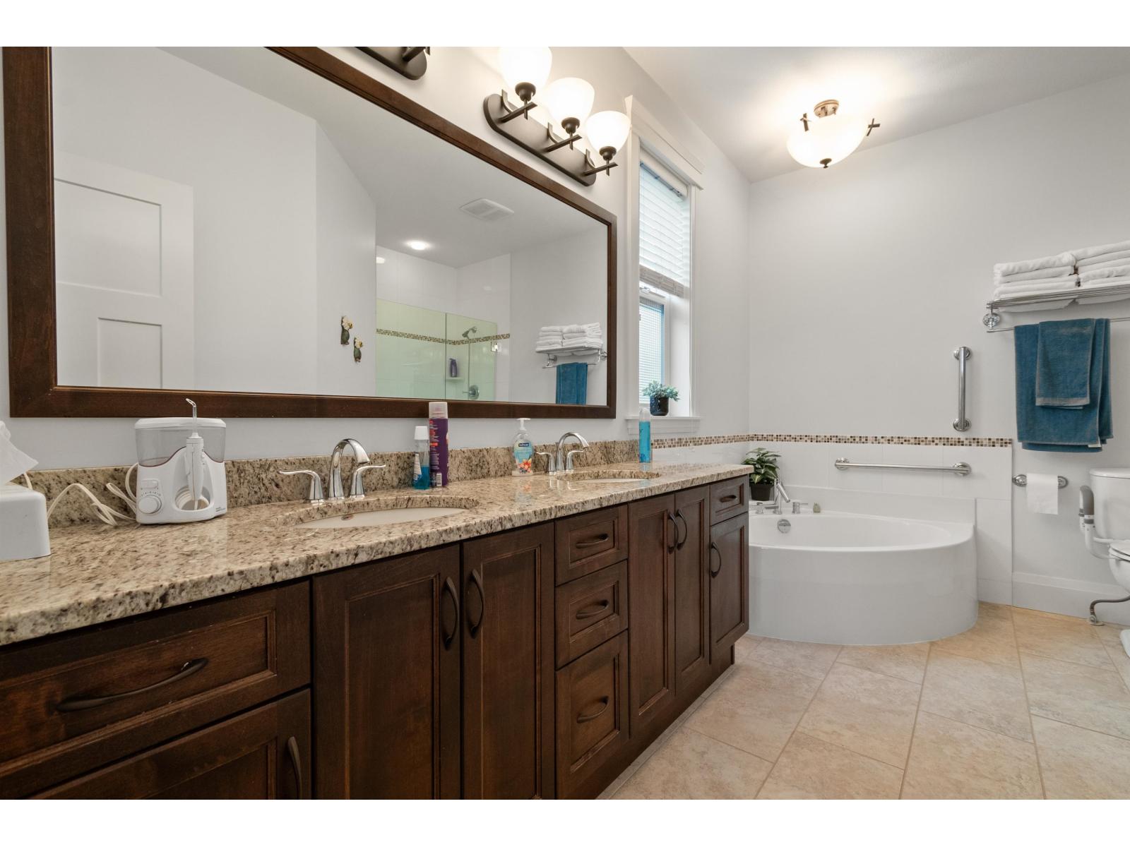 45218 NICOMEN CRESCENT, Garrison Crossing, Chilliwack