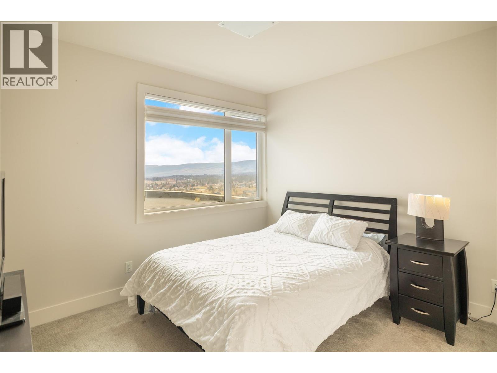 1130 Ledgeview Court, Kelowna