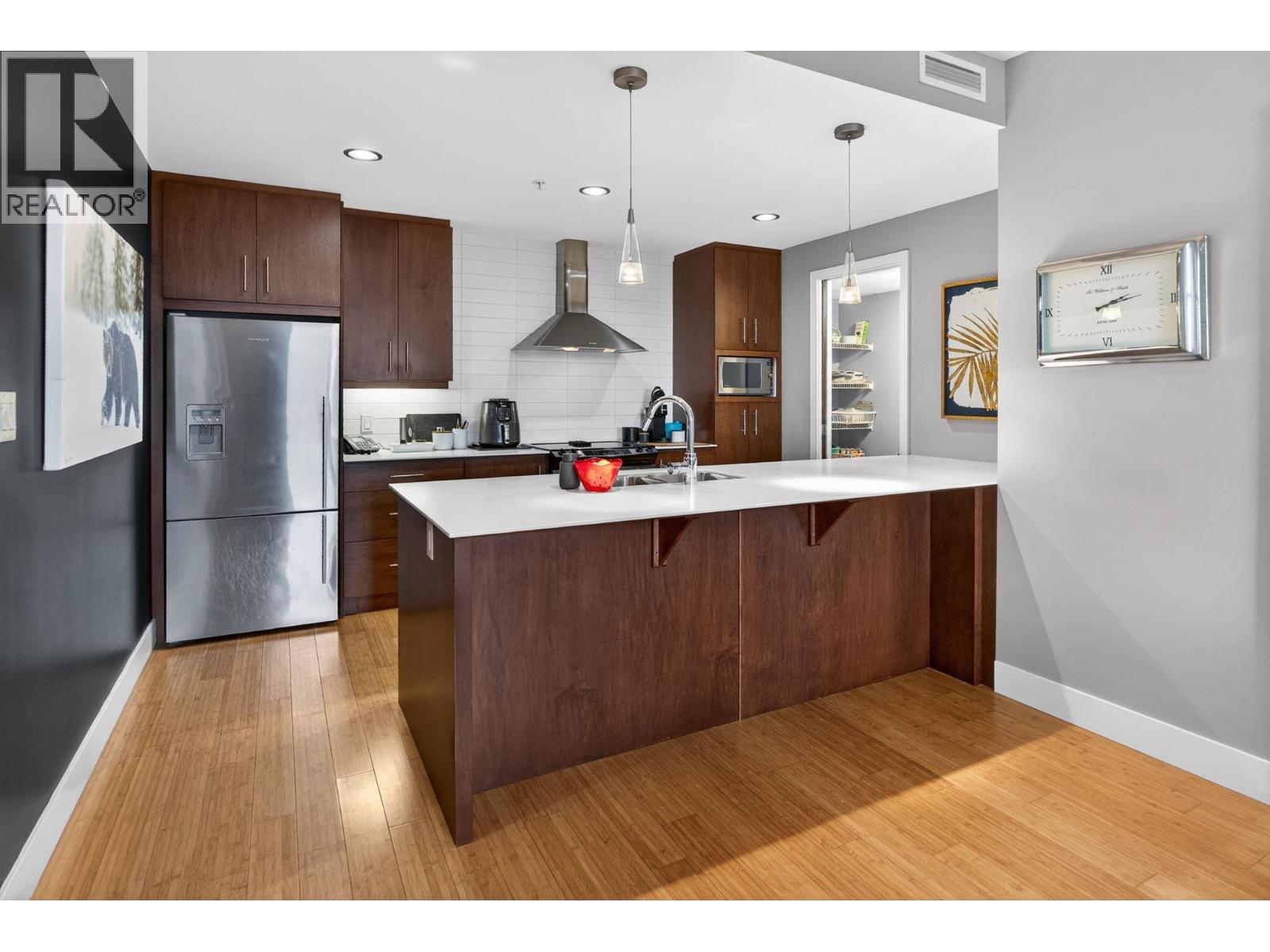 403 2040 Springfield Road, Kelowna