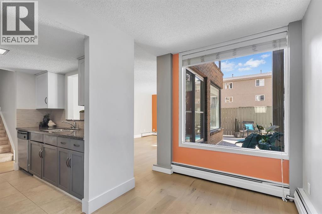 Single Family House Multi-level for Sale in    Avenue SW Beltline Calgary 