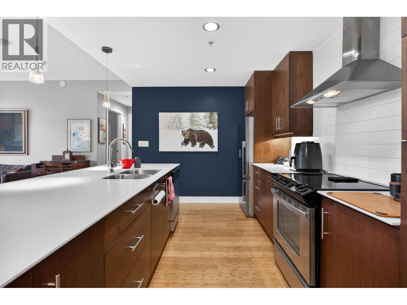 403 2040 Springfield Road, Kelowna