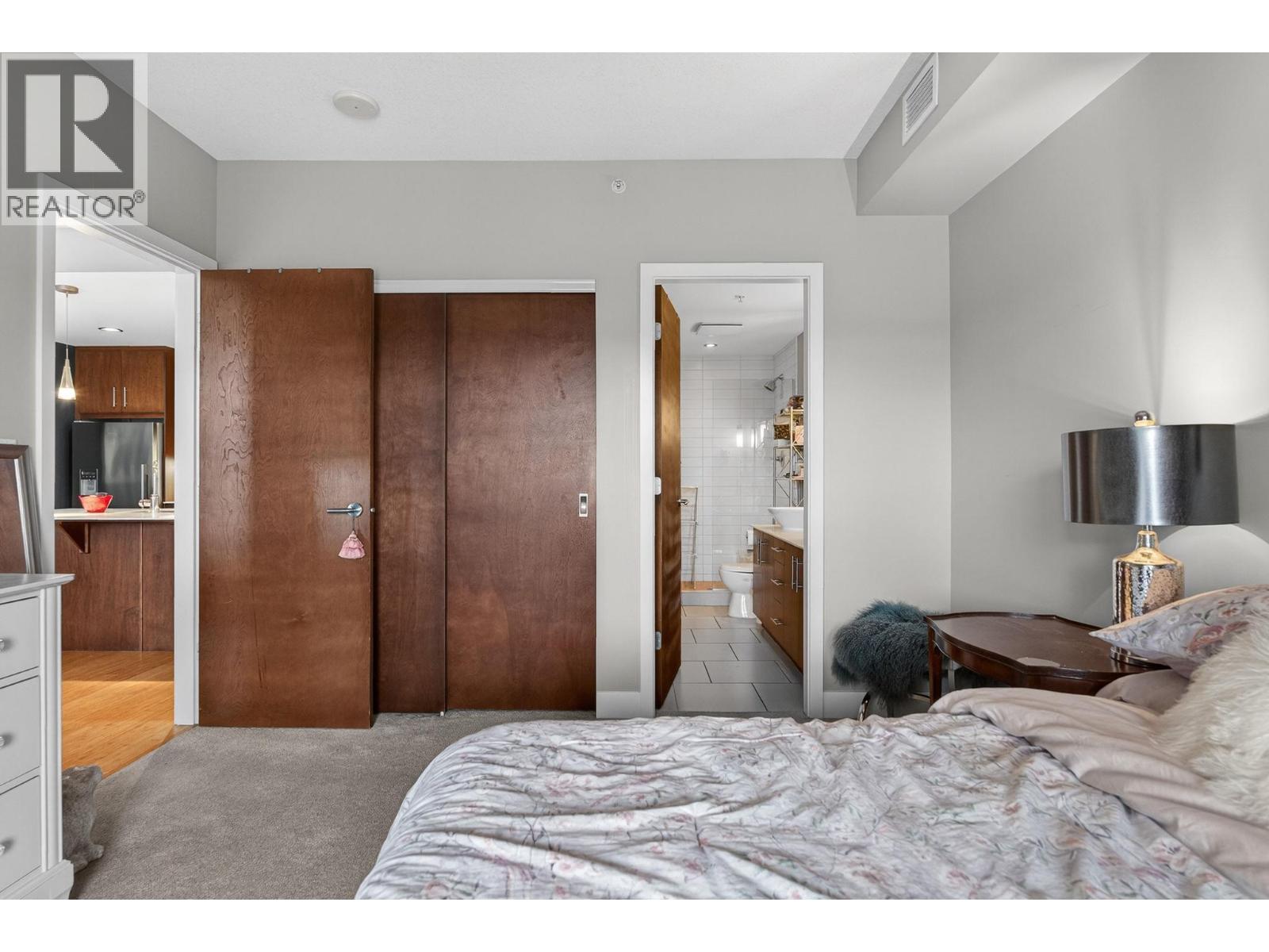 403 2040 Springfield Road, Kelowna