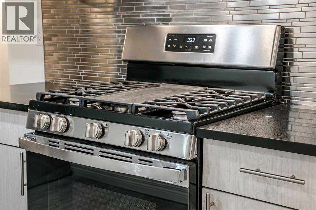 Single Family House Bungalow for Sale in  Vegas Road NW Varsity Calgary 