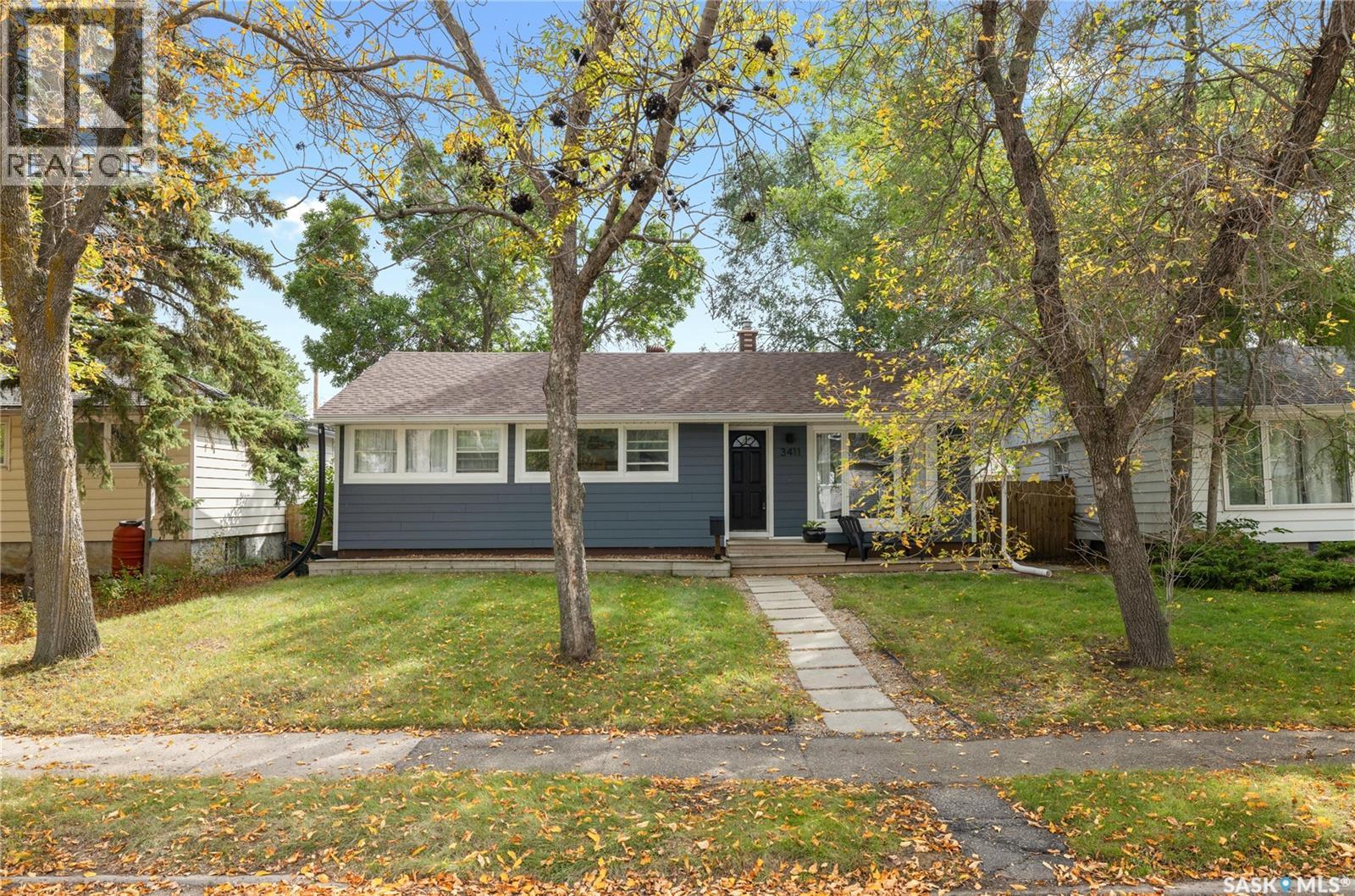 3411 21st AVENUE - Photo 2 of 34, Regina, Saskatchewan