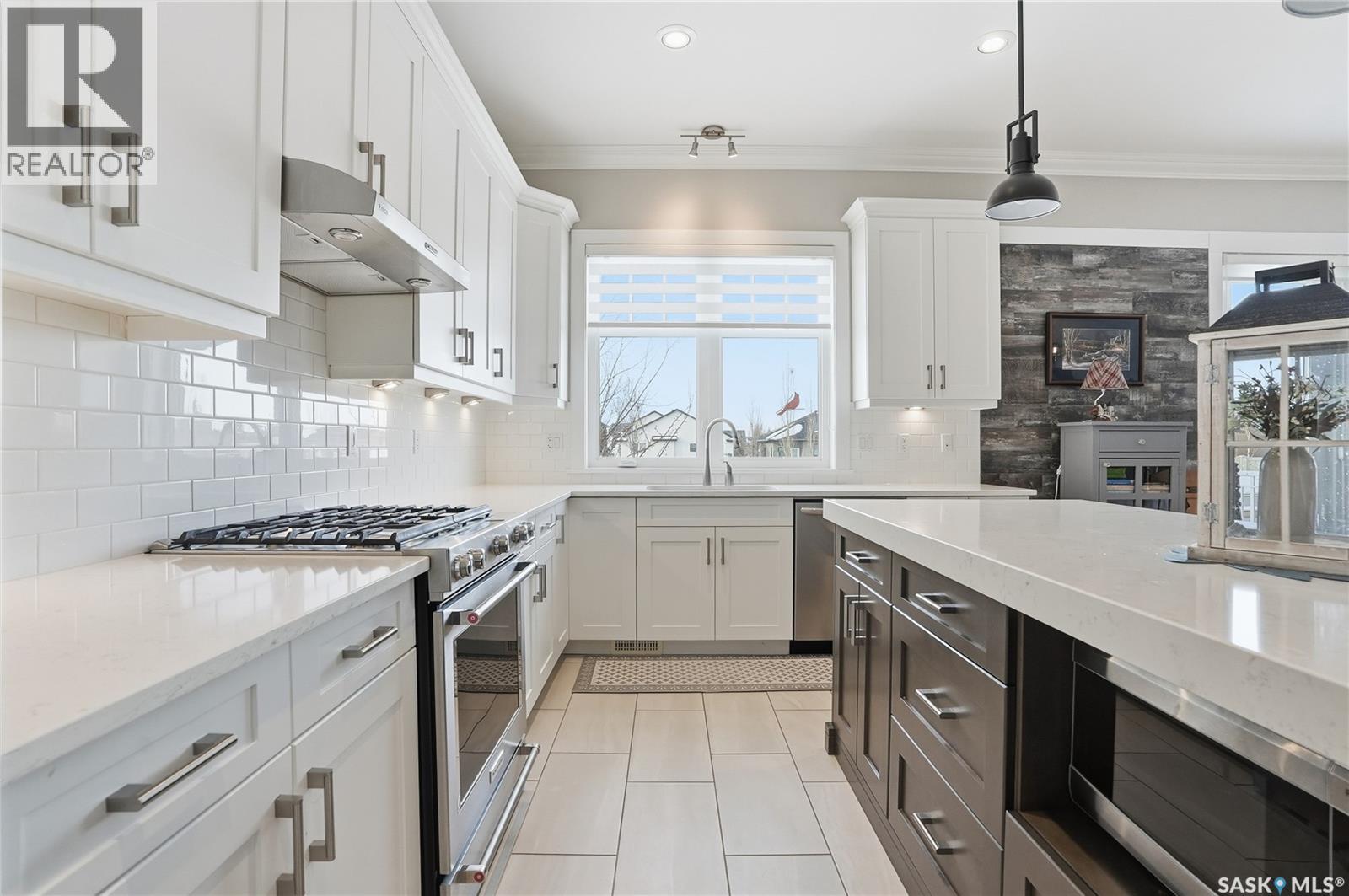 #29 115 MEADOWS BOULEVARD - 11