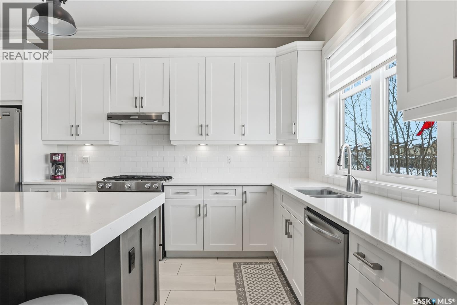 #29 115 MEADOWS BOULEVARD - 15