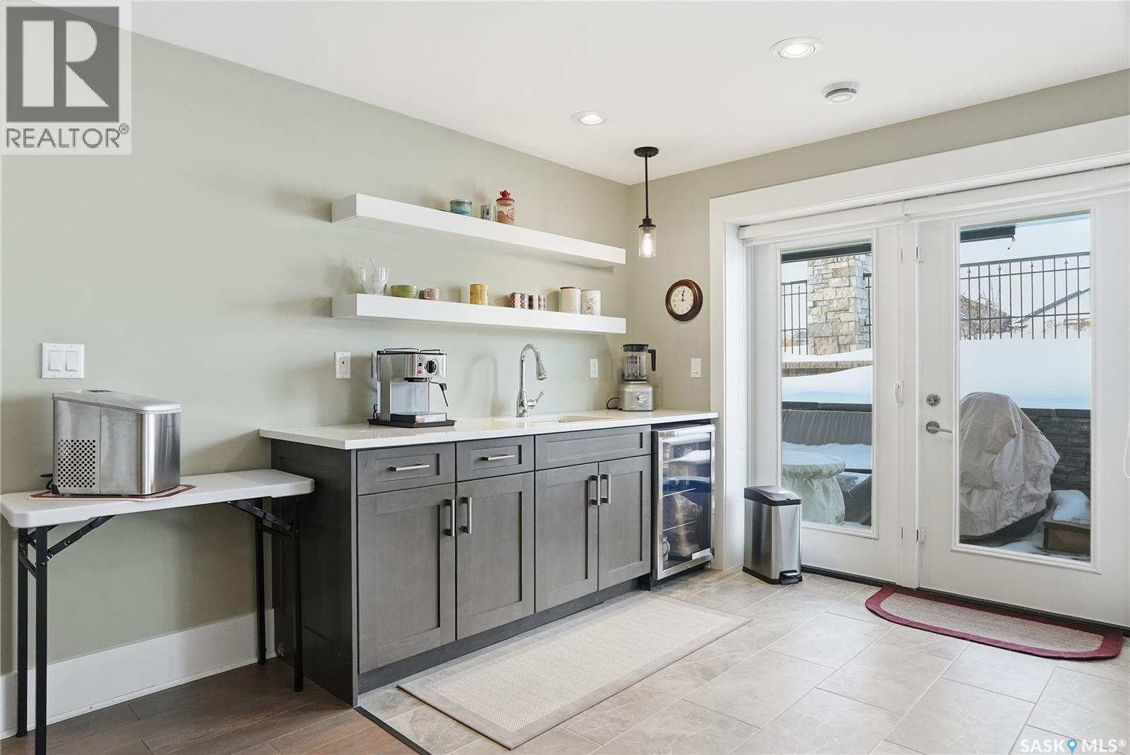 #29 115 MEADOWS BOULEVARD - 29