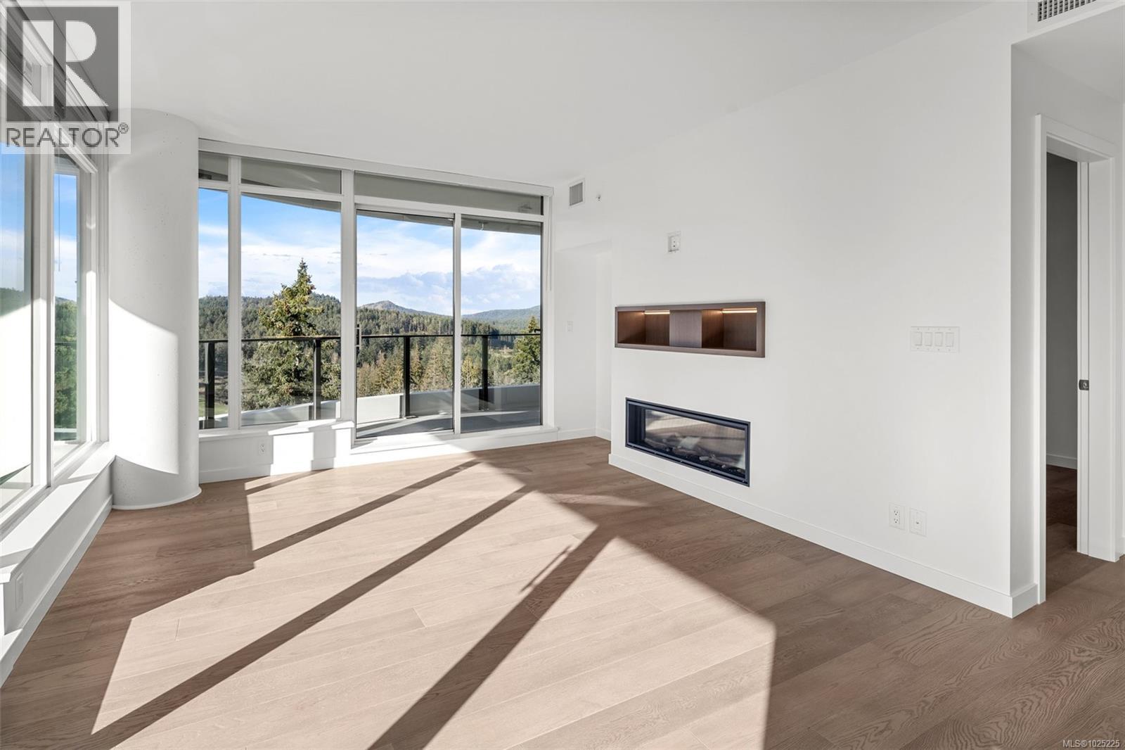 1118 2000 Hannington Road, Langford