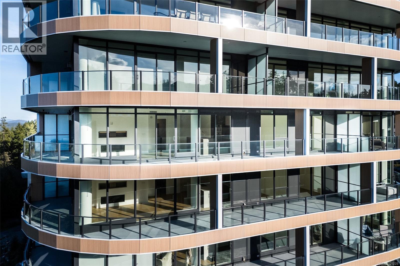 1118 2000 Hannington Road, Langford