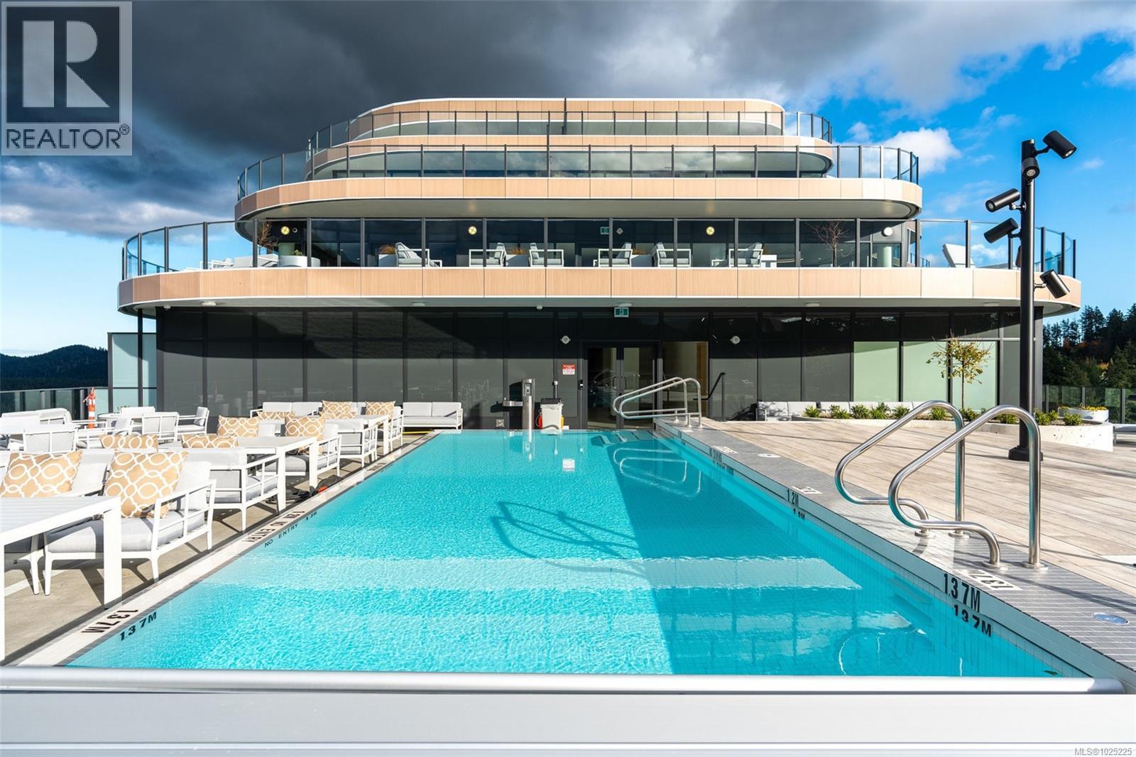 1118 2000 Hannington Road, Langford