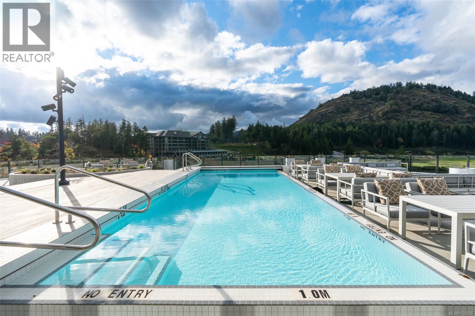 1118 2000 Hannington Road, Langford