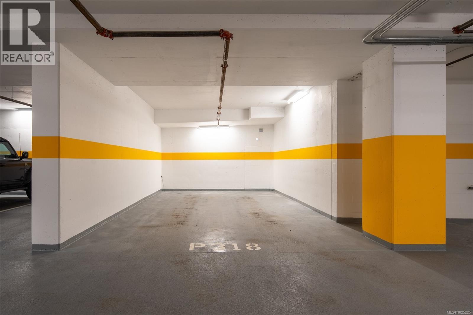 1118 2000 Hannington Road, Langford