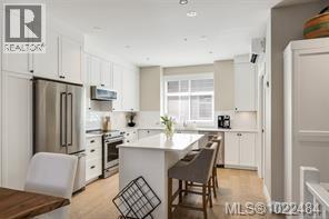 #3 10480 RESTHAVEN DR - 6