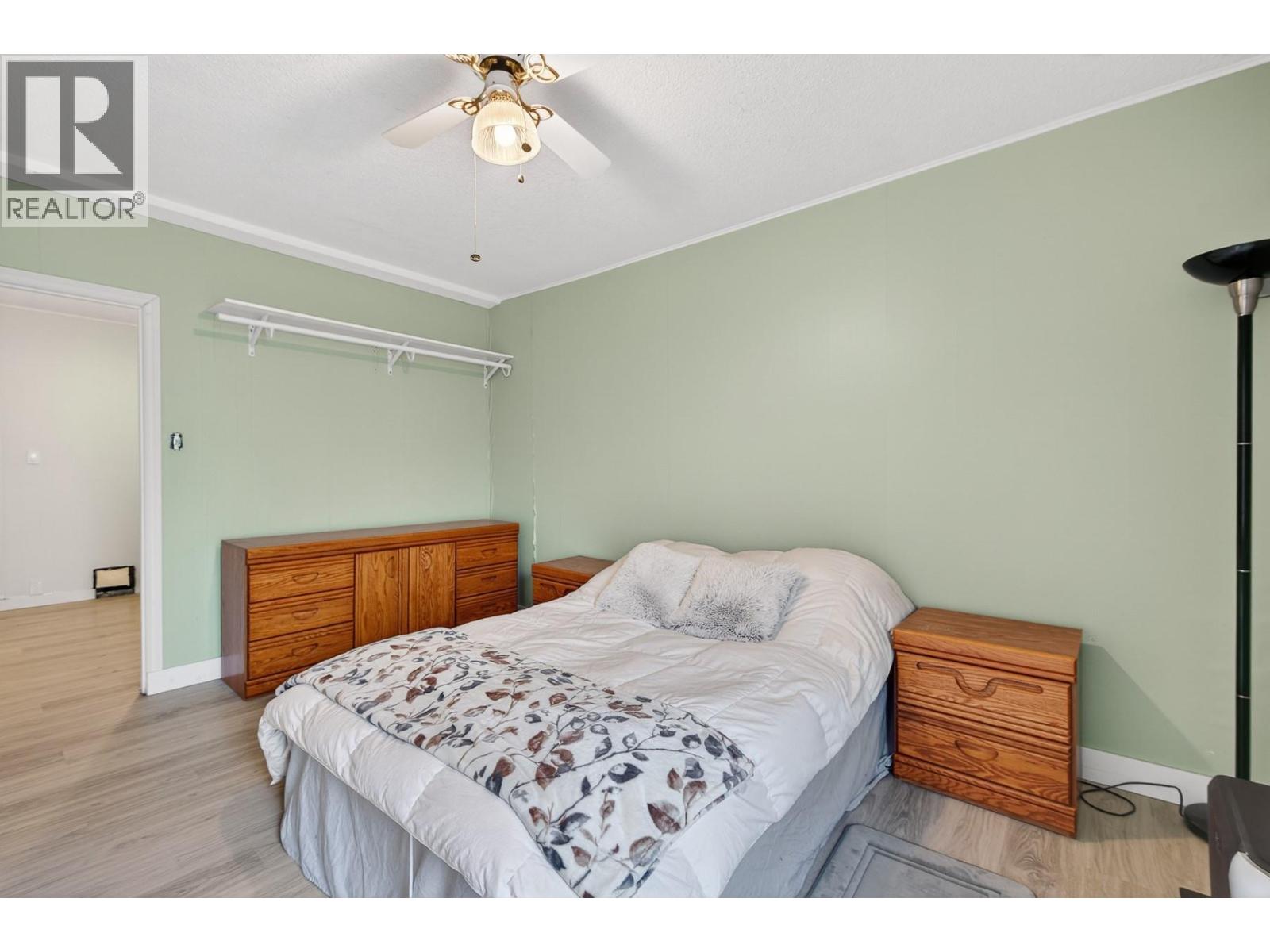 2004 33 Street, Vernon