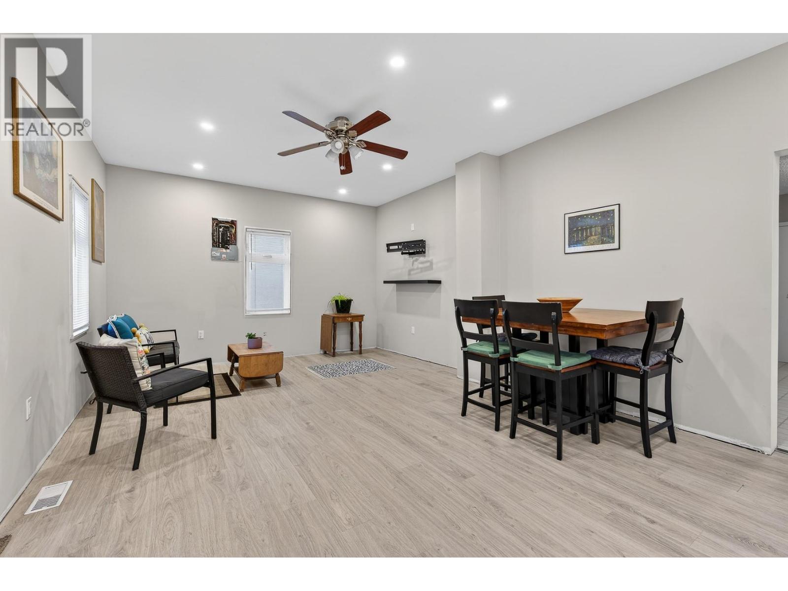 2004 33 Street, Vernon