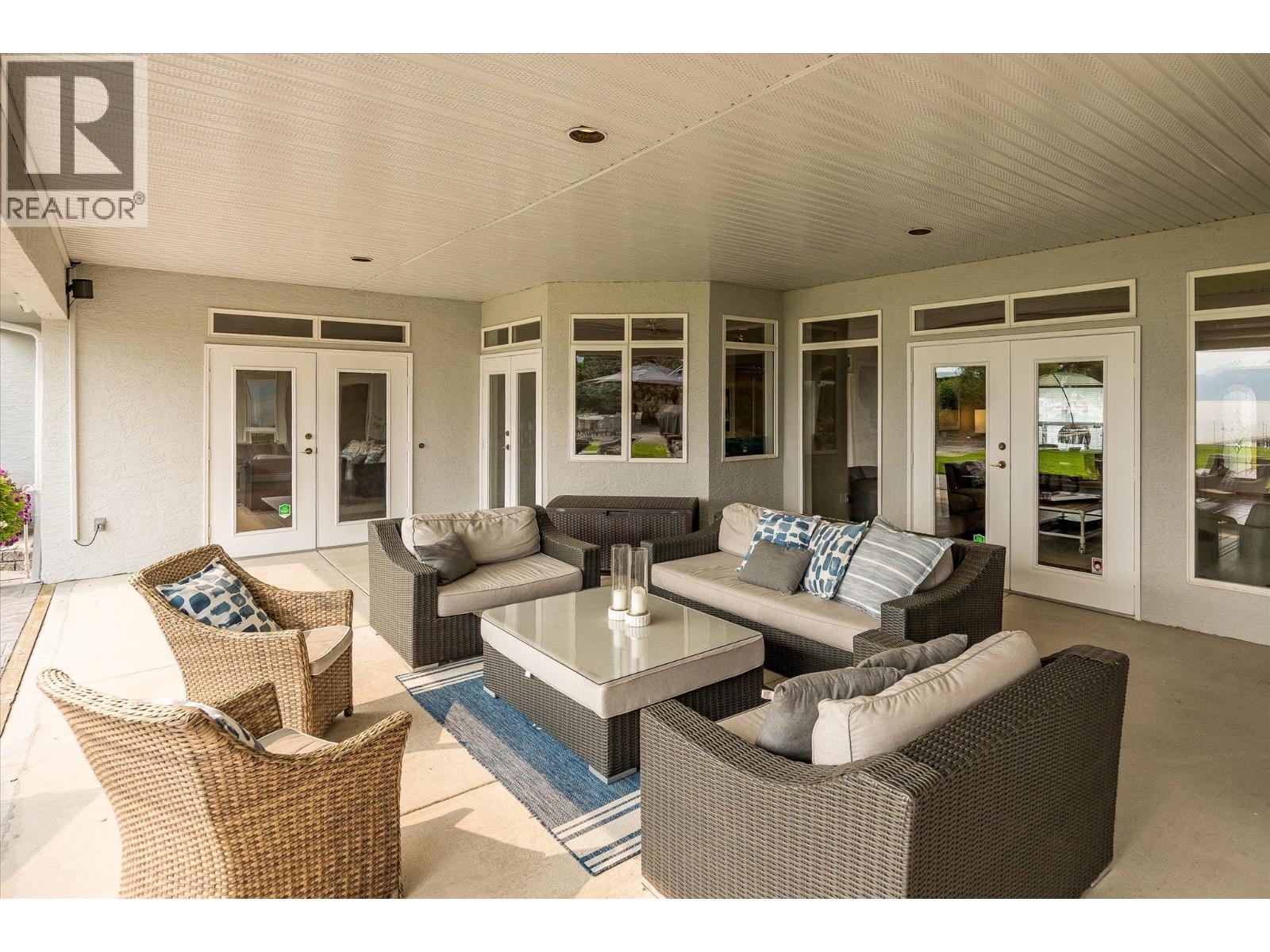 2577 Whitworth Road, West Kelowna