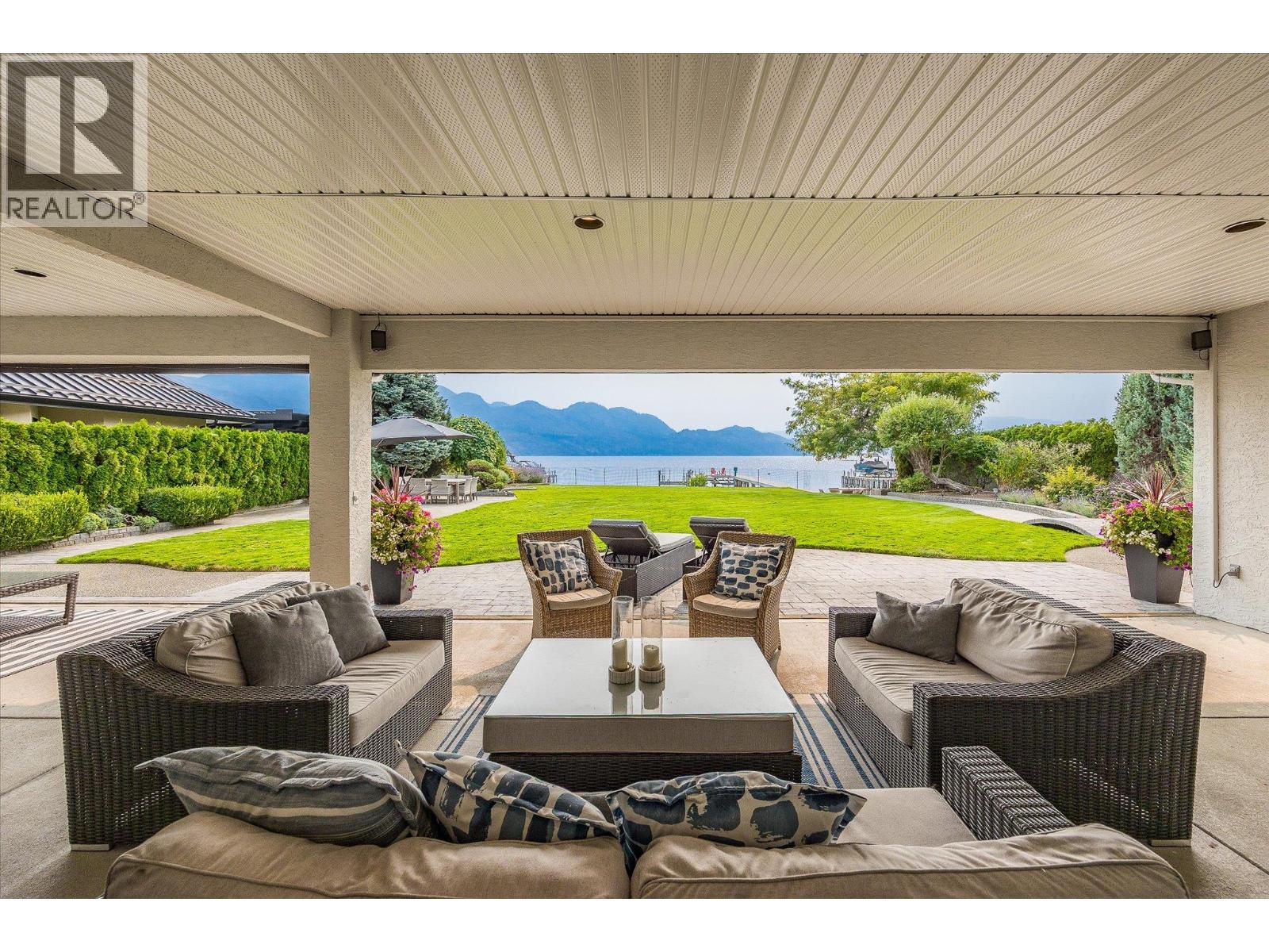 2577 Whitworth Road, West Kelowna