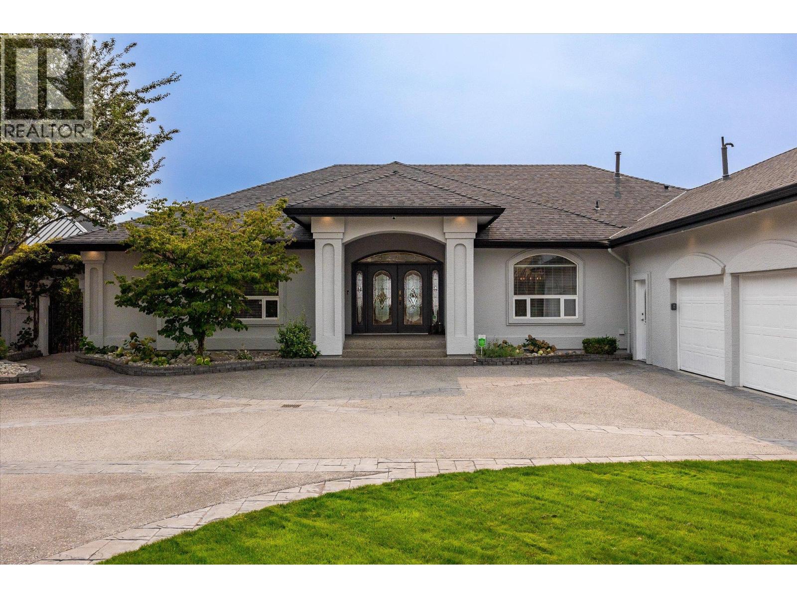 2577 Whitworth Road, West Kelowna
