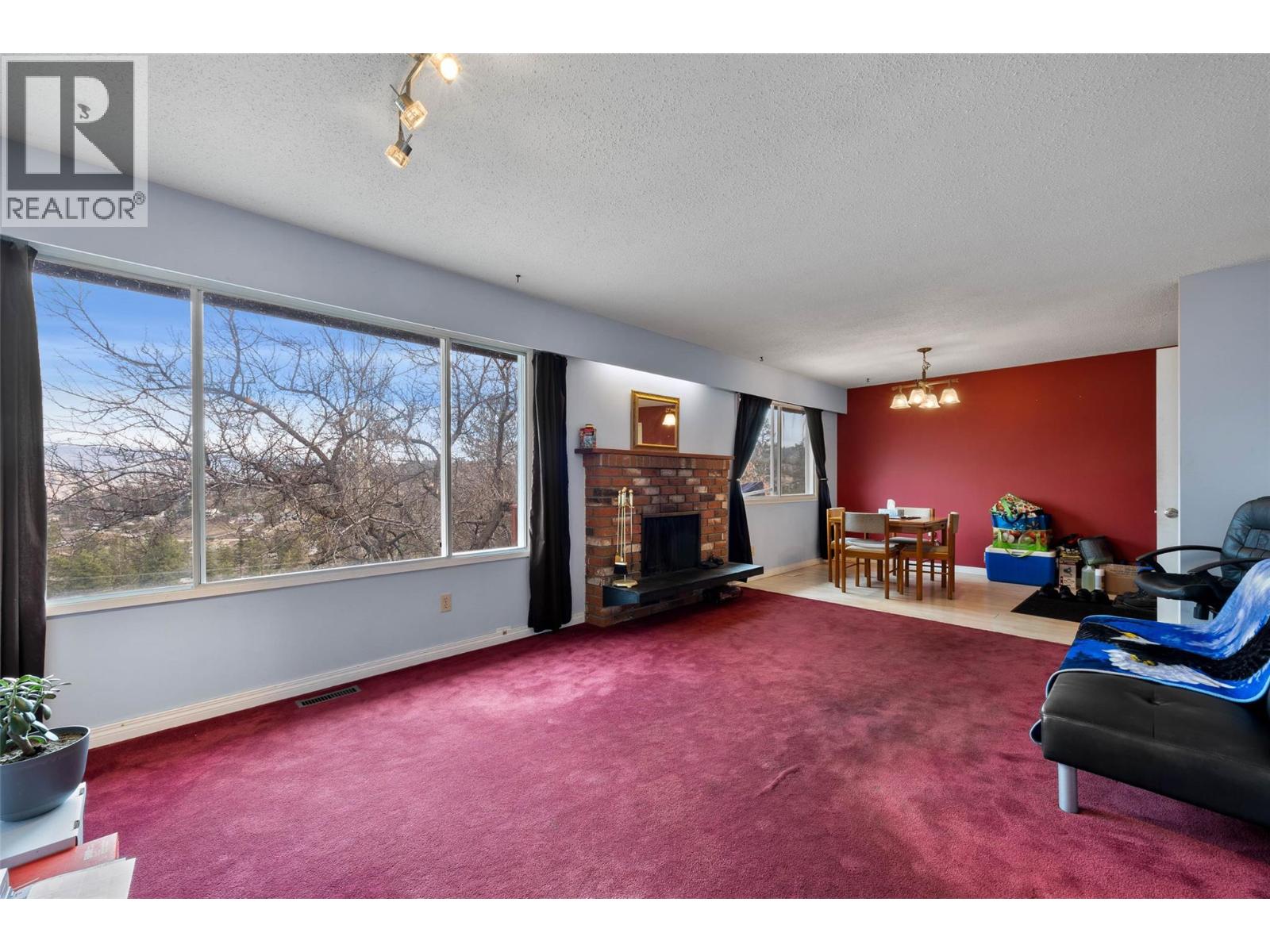 1398 Crestwood Drive, Kamloops