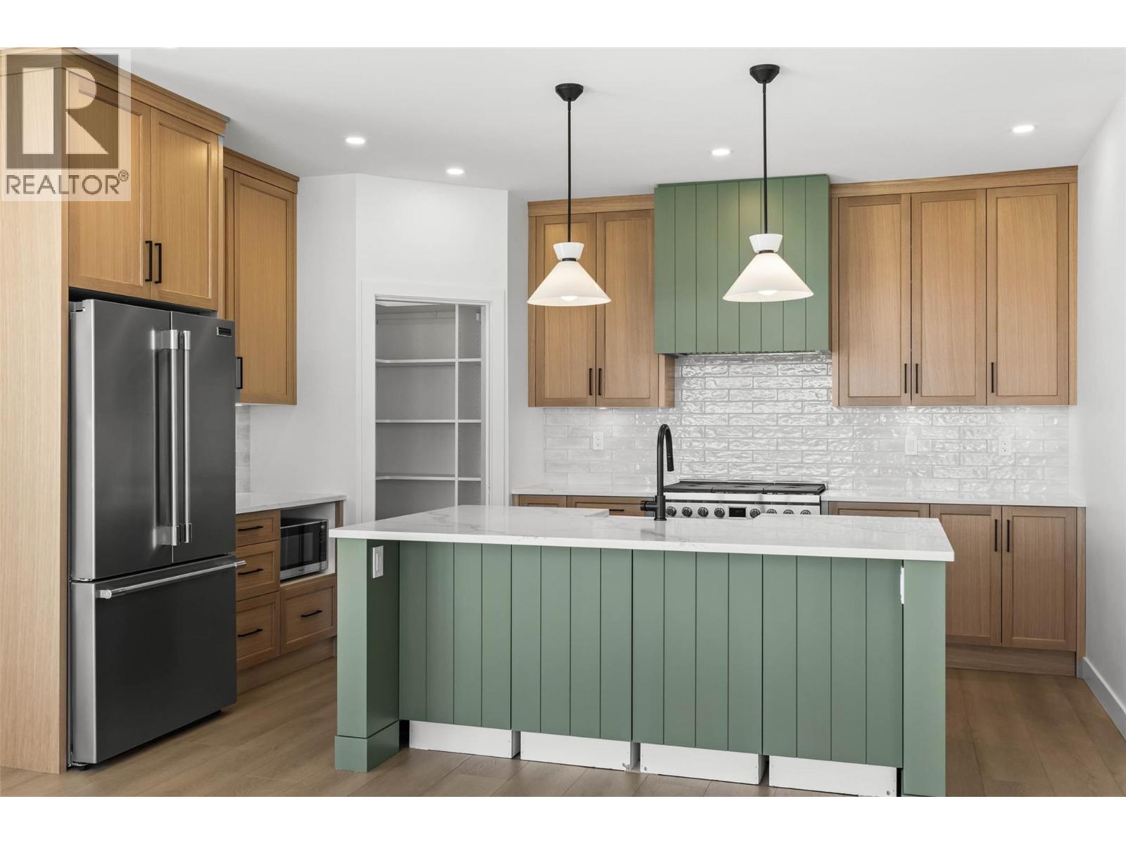 1298 BRECHIN Place, Kamloops