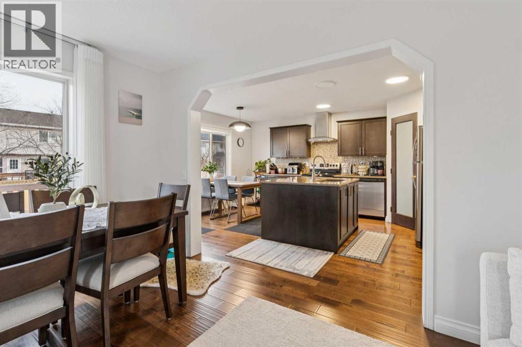 Single Family House for Sale in  Douglas Glen Heath SE Douglasdale/Glen Calgary 