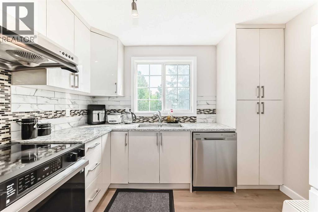 Single Family House for Sale in  Pineset Place NE Pineridge Calgary 