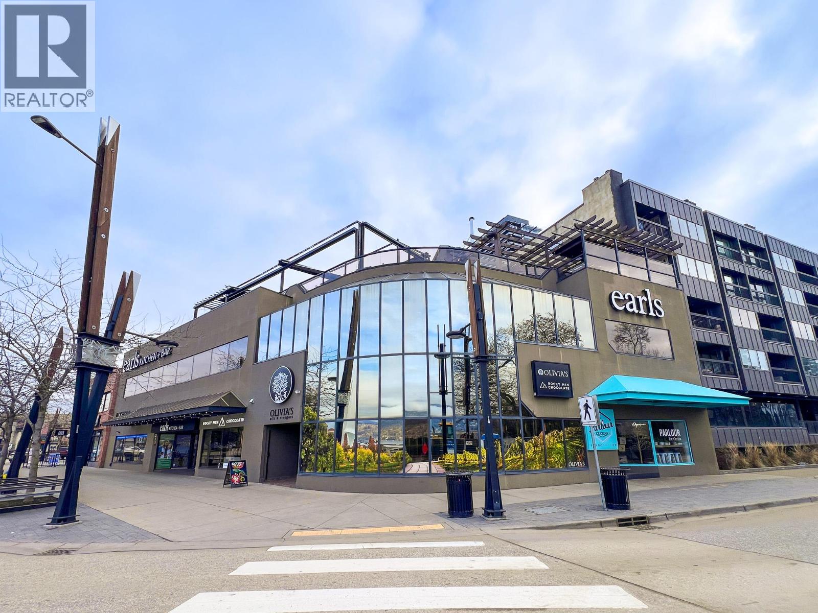  207 Bernard Avenue, Kelowna