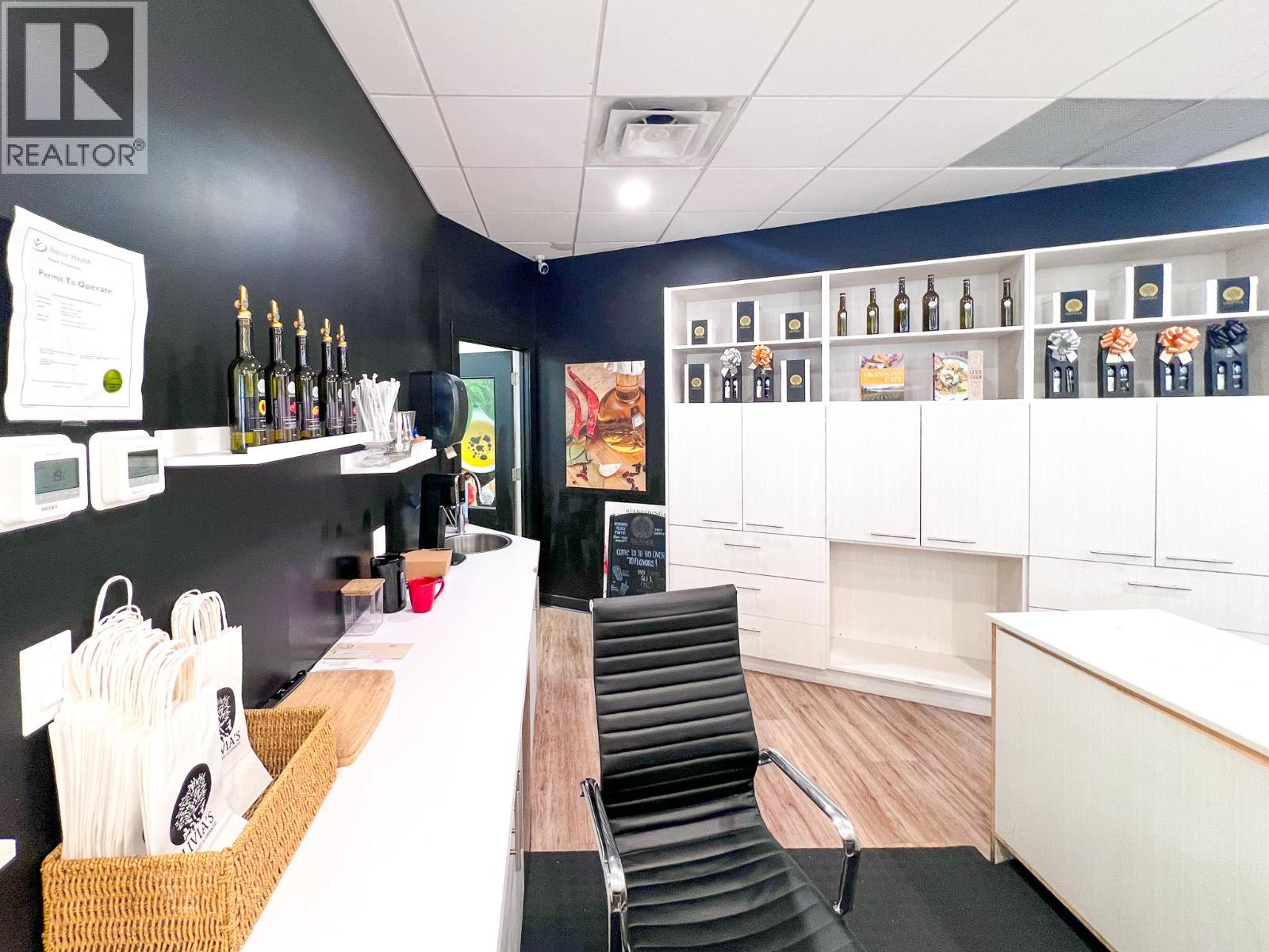  207 Bernard Avenue, Kelowna