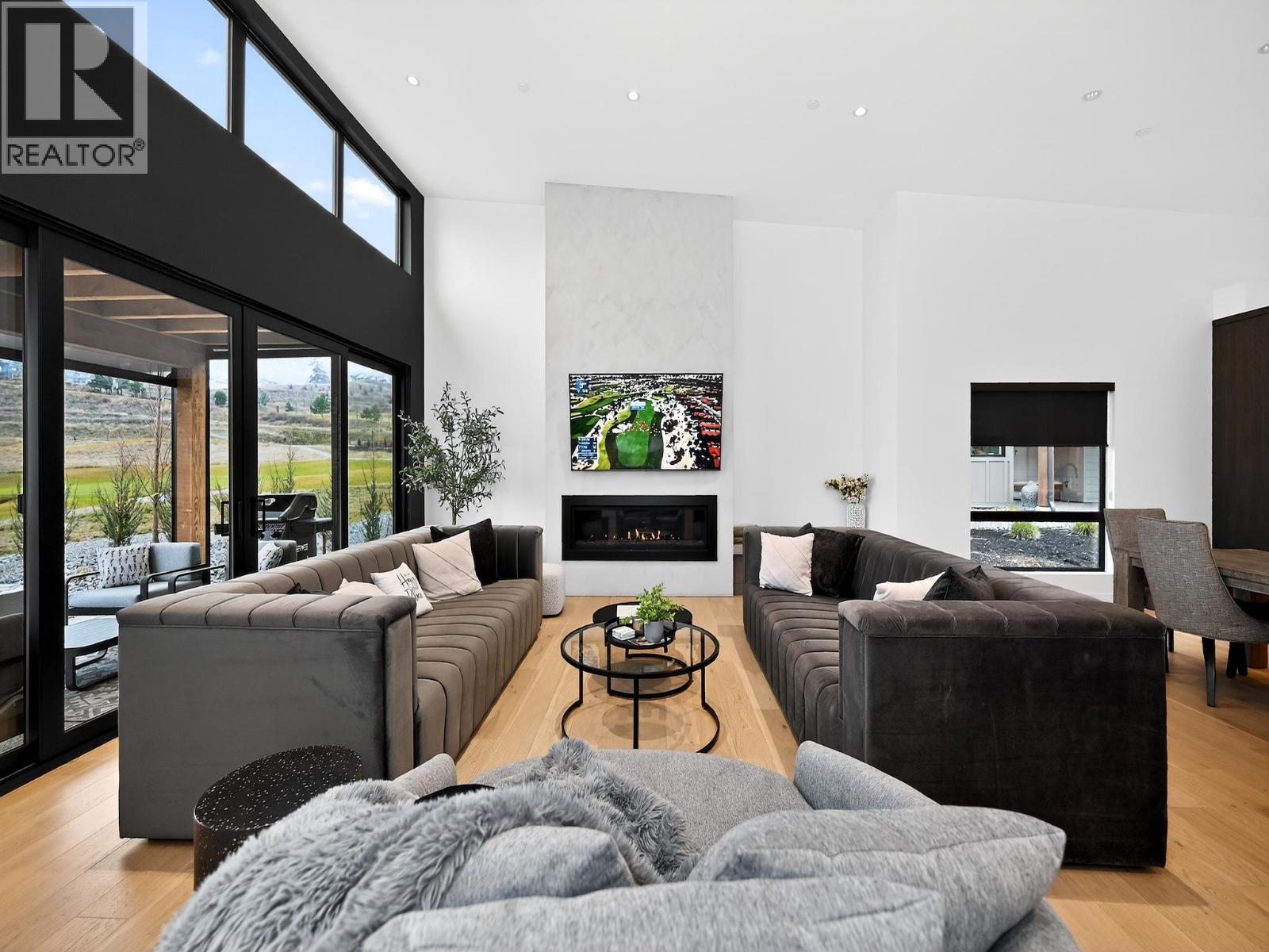 24 105 Predator Ridge Drive, Vernon