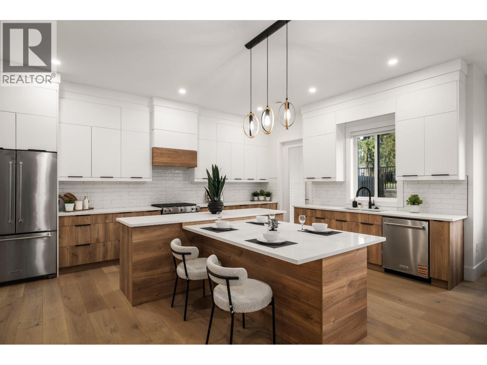 104 941 DANSEY AVENUE, Coquitlam