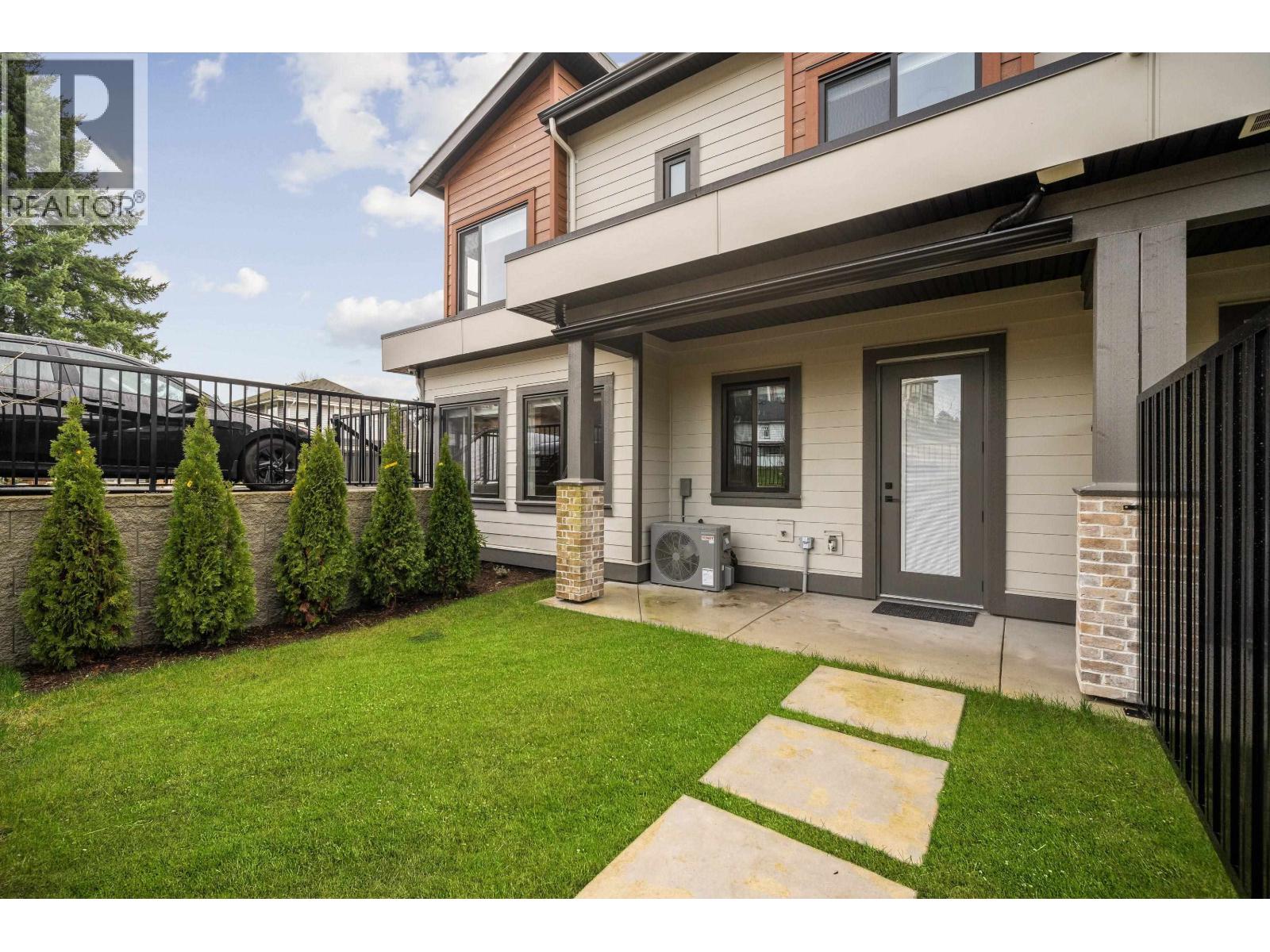 104 941 DANSEY AVENUE, Coquitlam